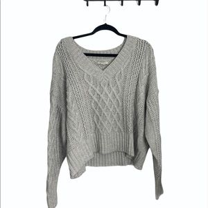 American Eagle V-neck knitted sweater